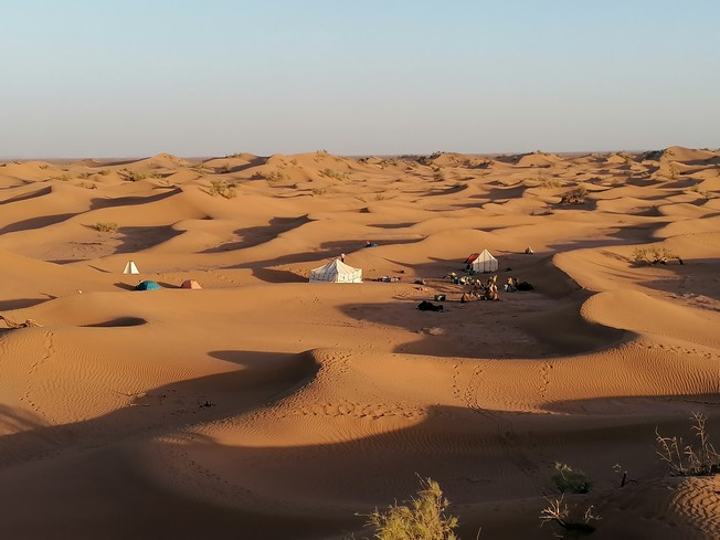 Yoga Méditation & Randonnée dans les Dunes  en Terre Nomade